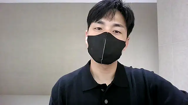kimze7 online show from June 11, 2026, 2:53 am
