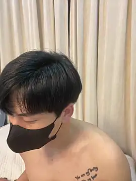 kimze7 online show from March 10, 2026, 4:55 pm