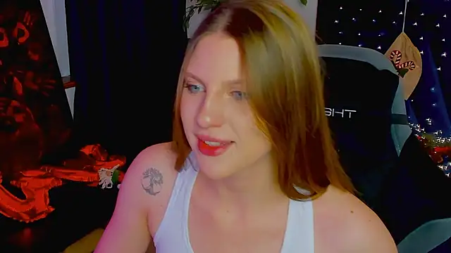 AryaWeil online show from December 14, 2025, 2:55 pm