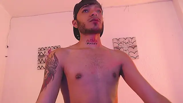 kingdani hot online show from March 11, 2026, 1:32 am