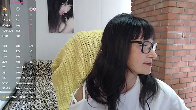 Eila Morigan online show from June 15, 2026, 8:36 am