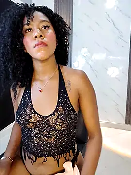 CaramelDesire online show from April 21, 2026, 1:42 am