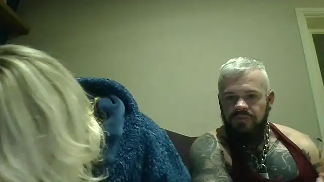 trans man and his dom online show from December 14, 2025, 7:08 pm