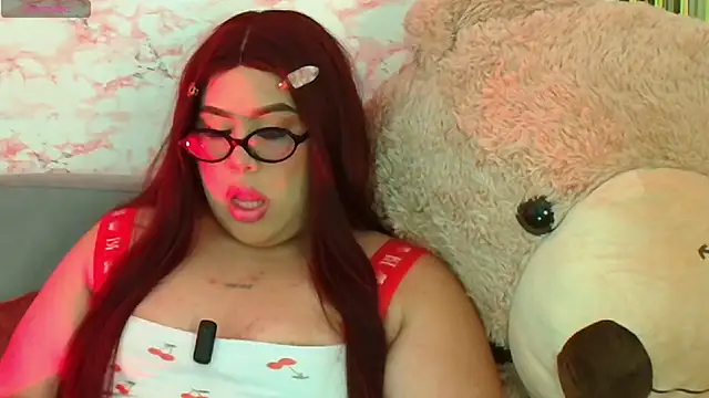 Mia Carters online show from June 10, 2026, 2:57 am