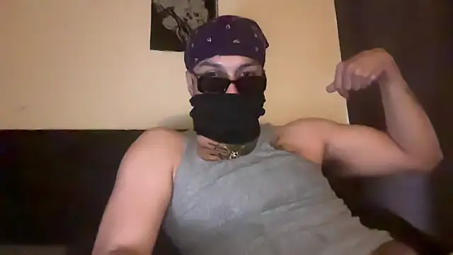 Snapshot of angelblanco chatting on April 14, 2026, 7:08 pm angelblanco online show from April 14, 2026, 7:08 pm