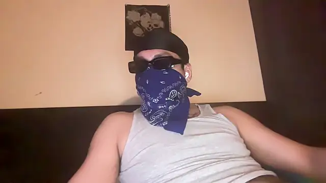Snapshot of angelblanco chatting on April 14, 2026, 7:02 am angelblanco online show from April 14, 2026, 7:02 am