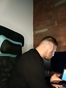 cheekycherryx online show from March 28, 2026, 4:57 am