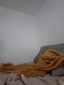 Bellaa25 online show from March 25, 2026, 7:41 am