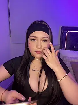 Snapshot of Daniela_ruizz chatting on April 7, 2026, 1:07 am Daniela ruizz online show from April 7, 2026, 1:07 am