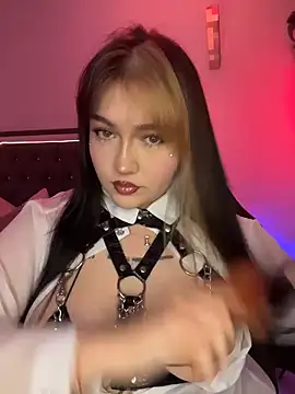 Snapshot of Daniela_ruizz chatting on March 6, 2026, 2:17 am Daniela ruizz online show from March 6, 2026, 2:17 am