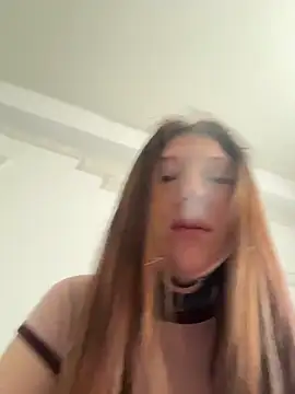 FionaMurr online show from June 21, 2026, 1:55 am