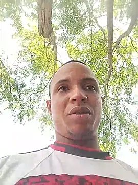 Snapshot of Andreskelly chatting on March 10, 2026, 4:44 pm Andreskelly online show from March 10, 2026, 4:44 pm