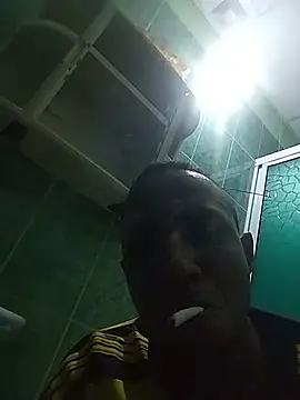 Snapshot of Andreskelly chatting on March 5, 2026, 8:38 pm Andreskelly online show from March 5, 2026, 8:38 pm