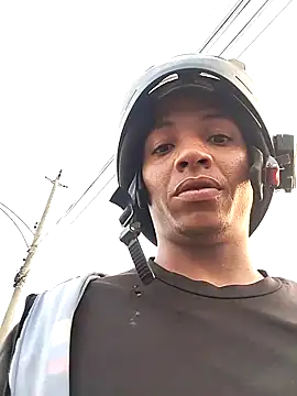 Snapshot of Andreskelly chatting on February 14, 2026, 11:43 am Andreskelly online show from February 14, 2026, 11:43 am