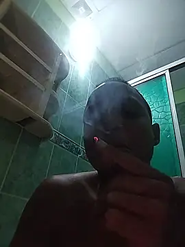 Snapshot of Andreskelly chatting on March 20, 2026, 5:58 pm Andreskelly online show from March 20, 2026, 5:58 pm