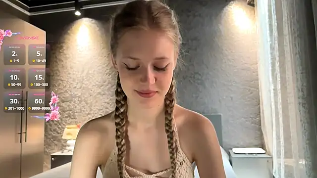 ZaidaSchwarten online show from July 24, 2026, 5:14 am