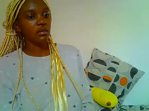 PetiteDoll 06 online show from April 25, 2026, 2:14 pm