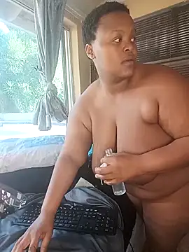 ChoklitBerryXX online show from February 26, 2026, 6:02 am