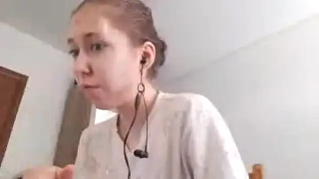 Snapshot of Annette_meow1 chatting on March 30, 2026, 6:15 am Annette meow1 online show from March 30, 2026, 6:15 am