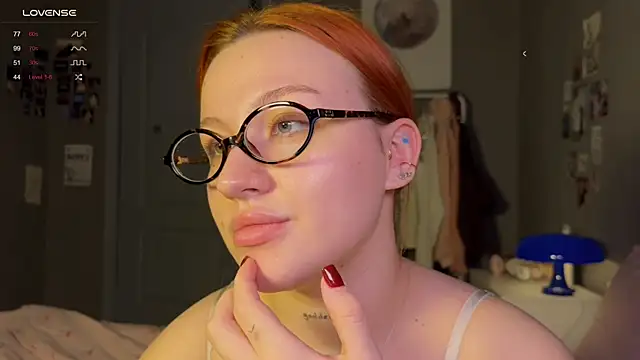 eva stripchat online show from December 21, 2025, 4:41 pm