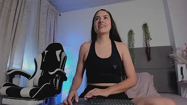 Snapshot of JulietaSnow chatting on March 11, 2026, 5:51 pm JulietaSnow online show from March 11, 2026, 5:51 pm