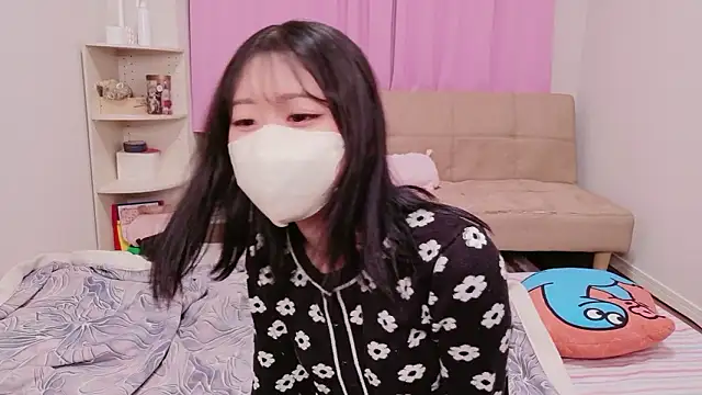 Ms-KARINA online show from March 13, 2026, 7:24 am