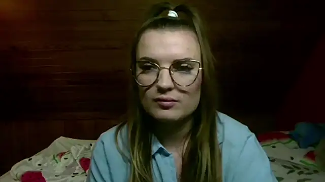 VanessaHard online show from December 17, 2025, 8:36 pm