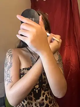 lil cummer69 online show from July 4, 2026, 3:27 pm