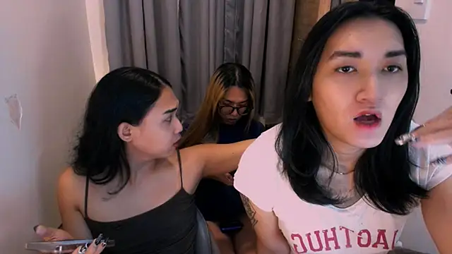 lil cummer69 online show from April 20, 2026, 2:29 pm