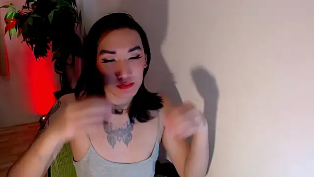 lil cummer69 online show from January 15, 2026, 5:11 am