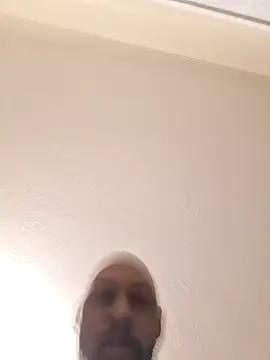 Rizzle9800 online show from February 12, 2026, 7:41 am