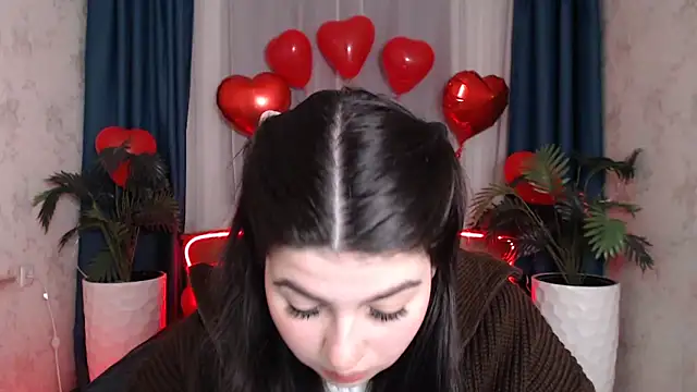 KisaModel online show from February 13, 2026, 1:16 am