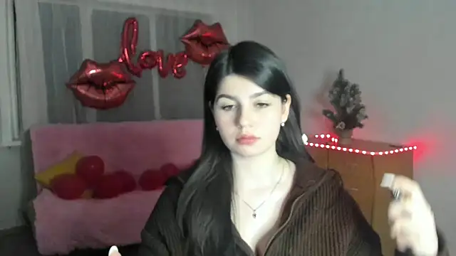 KisaModel online show from February 28, 2026, 5:01 pm