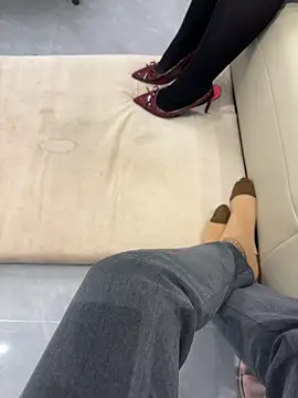 Snapshot of qwe522522 chatting on March 9, 2026, 6:06 am qwe522522 online show from March 9, 2026, 6:06 am