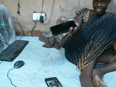 SEXY-NAIMA online show from April 23, 2026, 3:46 pm