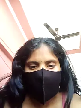 kanika05 online show from February 11, 2026, 8:14 am