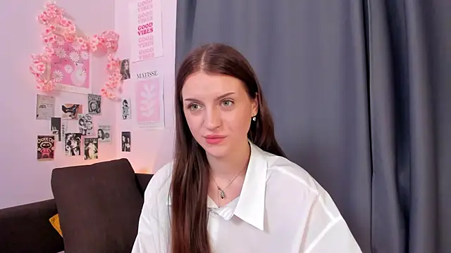 KathiGulston online show from April 26, 2026, 8:28 pm