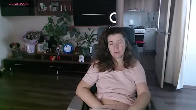 SofiaBoone online show from January 7, 2026, 8:08 am