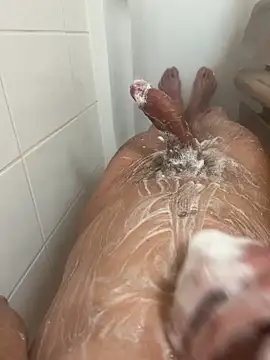 Snapshot of YoungVibe chatting on March 1, 2026, 10:54 pm YoungVibe online show from March 1, 2026, 10:54 pm