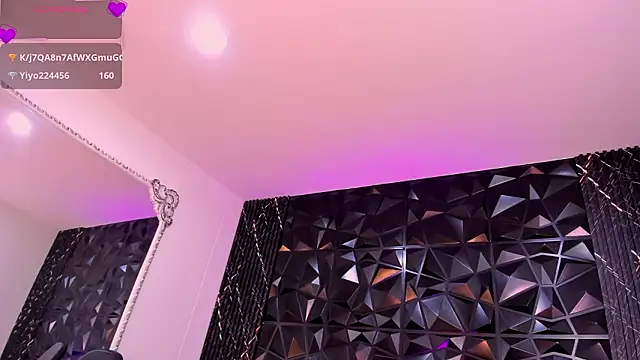 AriadnaLoren online show from March 10, 2026, 4:27 am