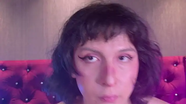 Shelly bat online show from July 8, 2026, 10:43 pm