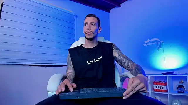 J king   online show from June 17, 2026, 12:26 pm