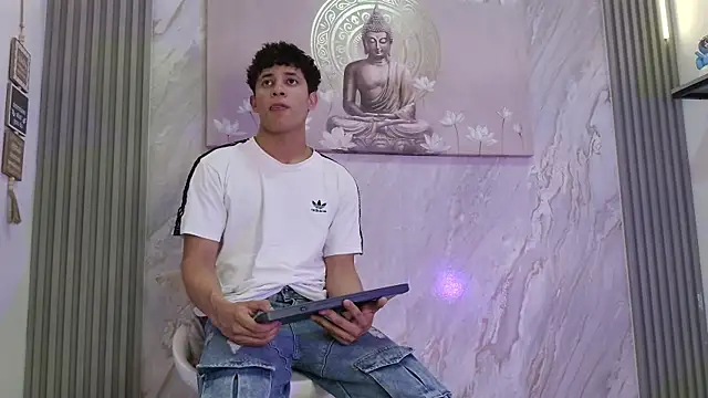 YOUNG GUYS1 online show from May 6, 2026, 7:12 am