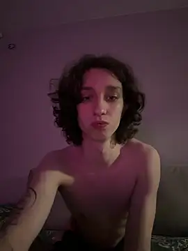 JuicyBoy777 online show from February 1, 2026, 12:09 am