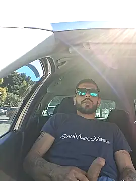 Snapshot of Bambolotto90 chatting on April 8, 2026, 2:07 pm Bambolotto90 online show from April 8, 2026, 2:07 pm