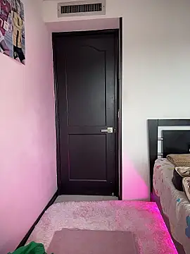 Snapshot of Annyhathatway chatting on January 10, 2026, 9:32 pm Annyhathatway online show from January 10, 2026, 9:32 pm