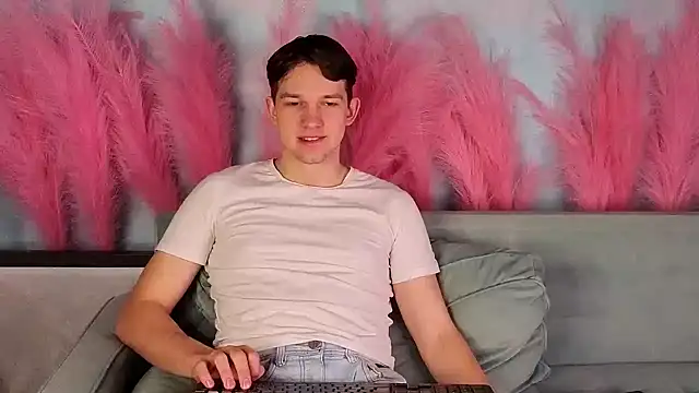 JamesRaww online show from February 6, 2026, 10:55 am