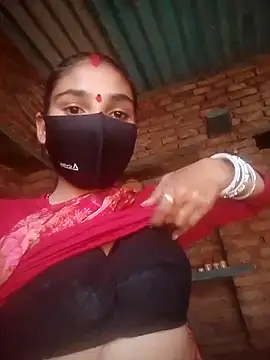 Snapshot of Laxmi9090 chatting on February 10, 2026, 6:45 am Laxmi9090 online show from February 10, 2026, 6:45 am