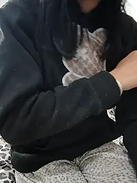 tenifer online show from December 14, 2025, 11:38 am