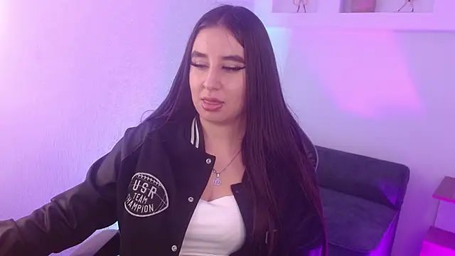 Cherylloviing  online show from January 19, 2026, 12:42 pm